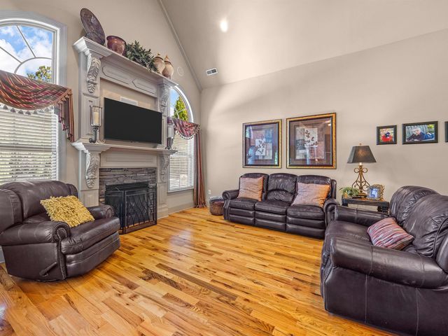 215 New Castle Drive, Duncan, SC 29334