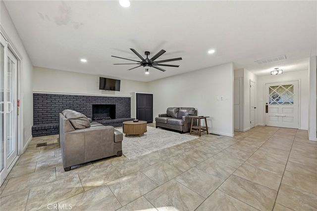 2804 Mccombs, Merced, CA 95340