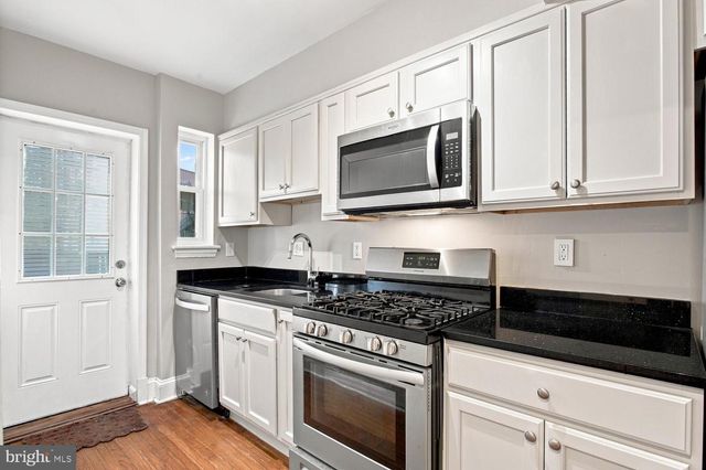 1361 DOWNING ST NE, Washington, DC 20018