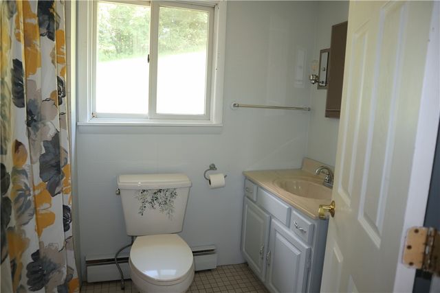 49 Walkertown Hill Rd, W Pike Run Twp, PA 15427