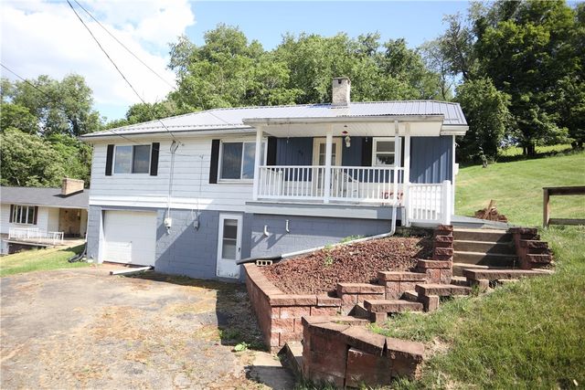 49 Walkertown Hill Rd, W Pike Run Twp, PA 15427