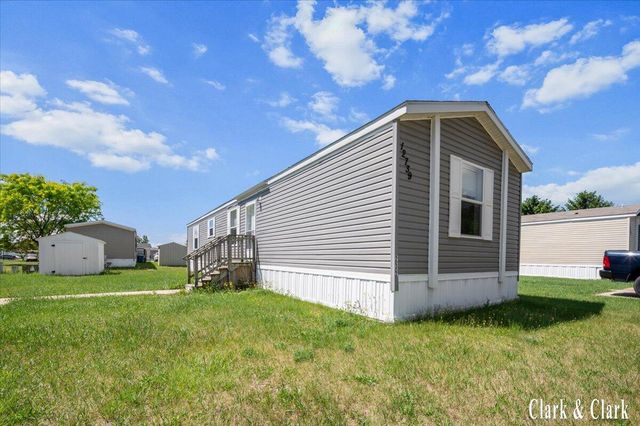 12739 Meadow Drive, Wayland, MI 49348