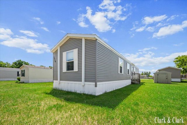 12739 Meadow Drive, Wayland, MI 49348