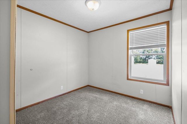 12739 Meadow Drive, Wayland, MI 49348