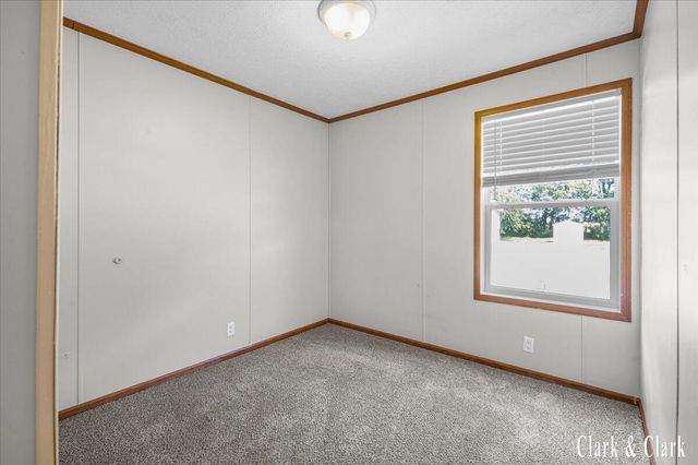 12739 Meadow Drive, Wayland, MI 49348