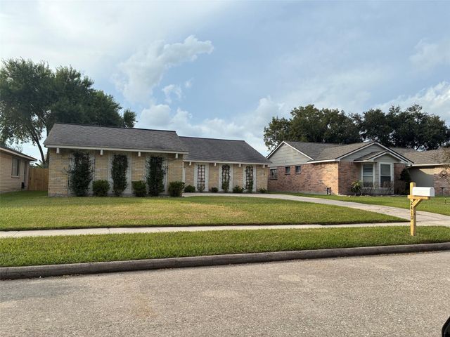 2410 Webster Ranch Road, Friendswood, TX 77546