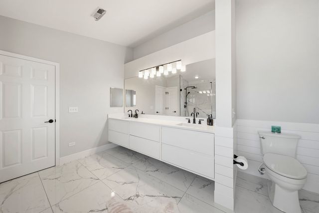 305 Chick Evans Street, Bolingbrook, IL 60490