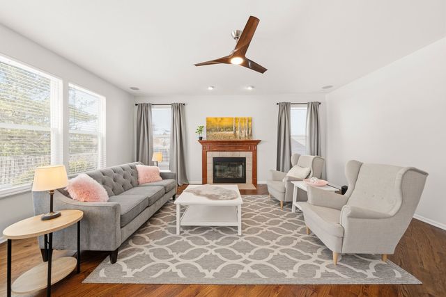 305 Chick Evans Street, Bolingbrook, IL 60490