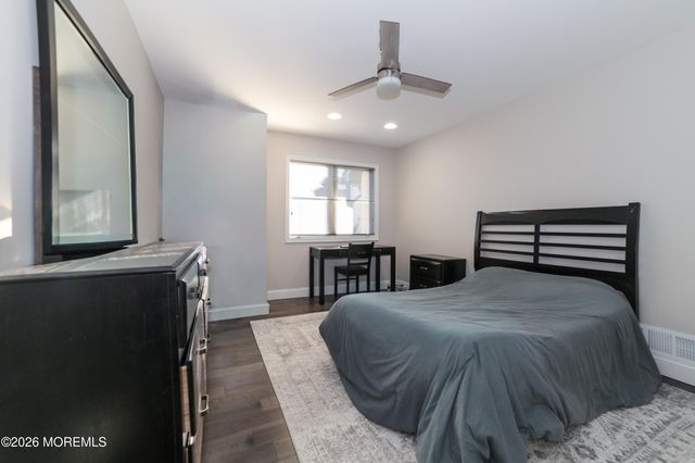 41 Tower Hill Drive, Red Bank, NJ 07701