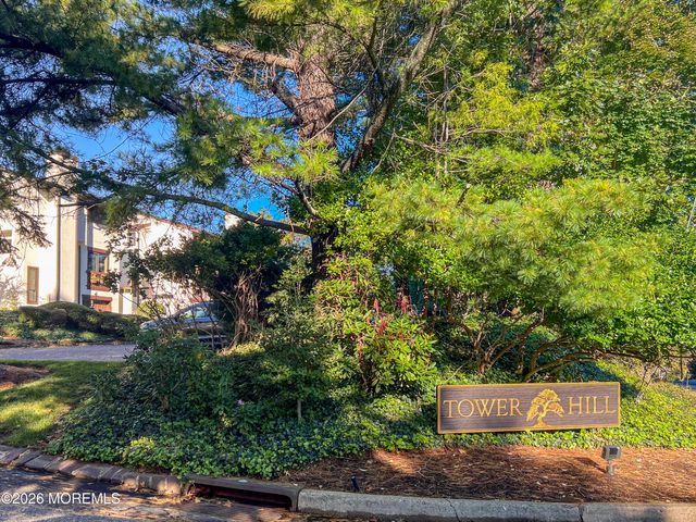41 Tower Hill Drive, Red Bank, NJ 07701