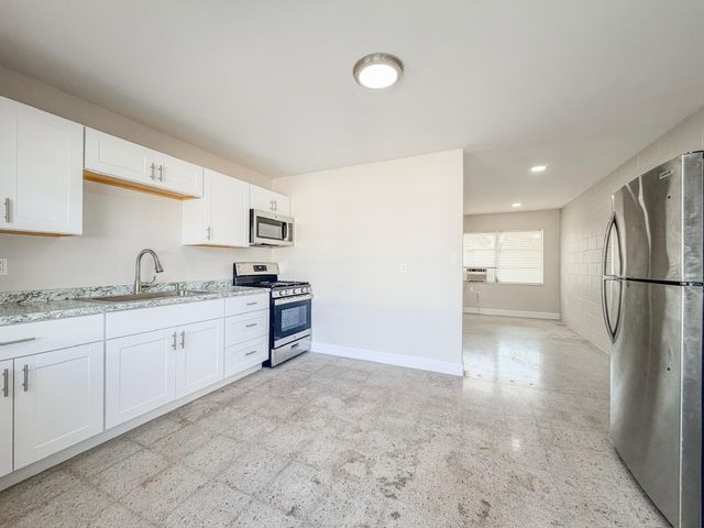 703 N 25th Street, Fort Pierce, FL 34947