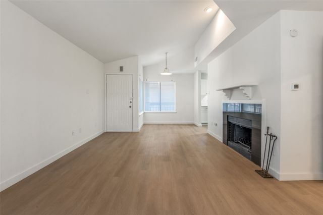 5550 Spring Valley Road D31, Dallas, TX 75254