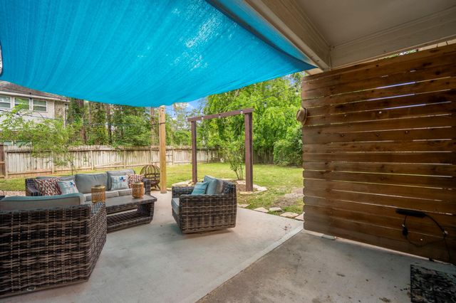 407 Champion Lake Drive, Spring, TX 77380