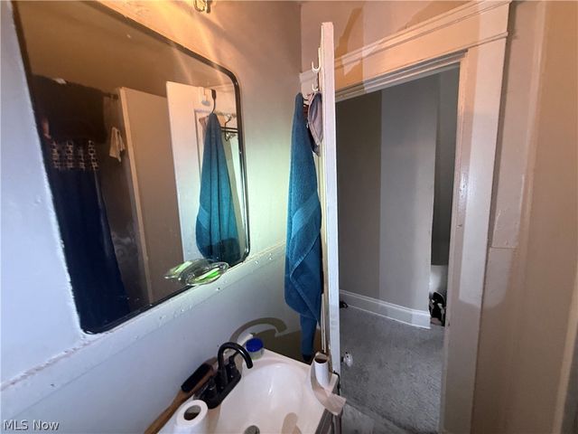 12816 Dove Avenue, Cleveland, OH 44105