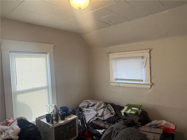 12816 Dove Avenue, Cleveland, OH 44105