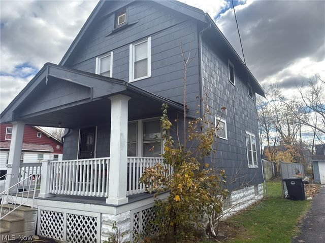 12816 Dove Avenue, Cleveland, OH 44105