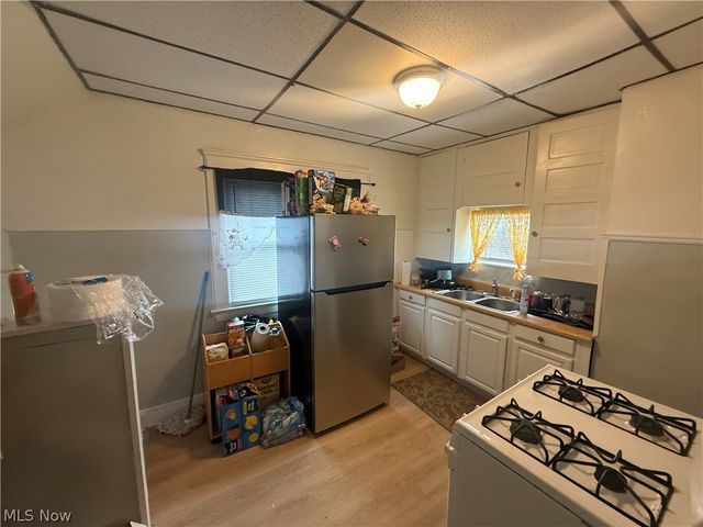 12816 Dove Avenue, Cleveland, OH 44105
