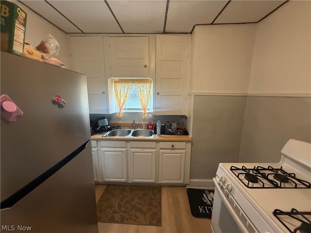 12816 Dove Avenue, Cleveland, OH 44105
