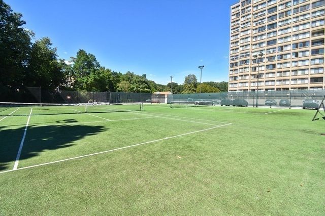 250 Hammond Pond Parkway 1205N, Newton, MA 02467