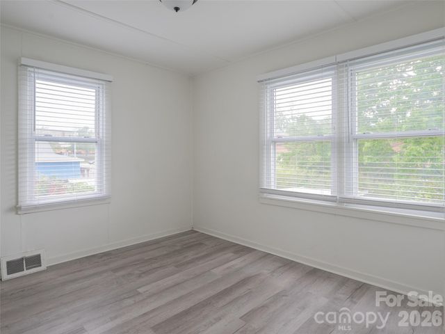 20 Baldwin Street, Asheville, NC 28803