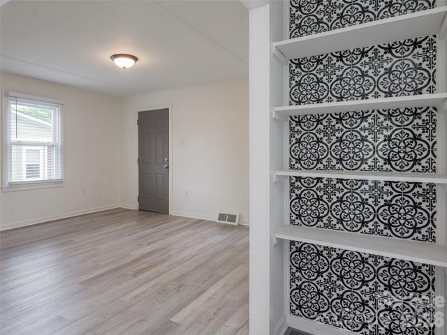 20 Baldwin Street, Asheville, NC 28803