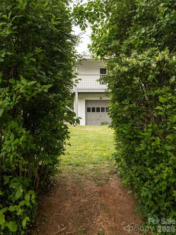 20 Baldwin Street, Asheville, NC 28803