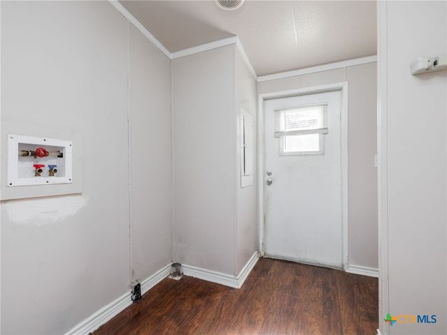 2831 Mulberry Drive, Kempner, TX 76539