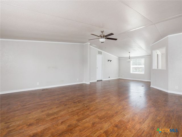 2831 Mulberry Drive, Kempner, TX 76539