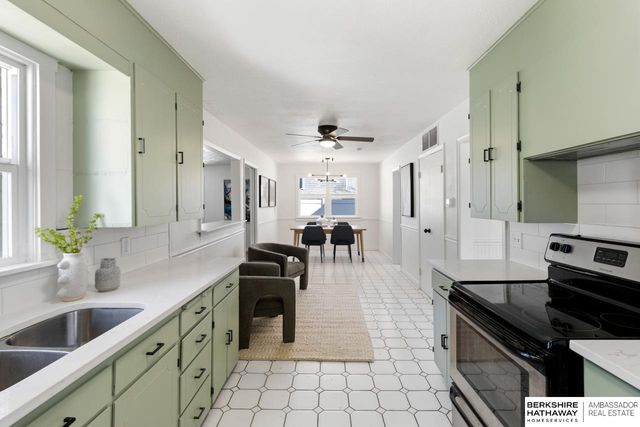 120 E Hudspith Street, Valley, NE 68064