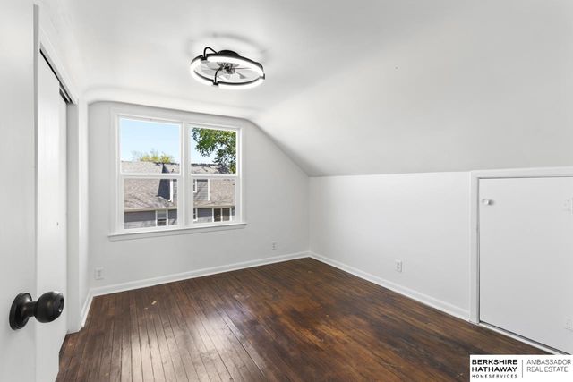 120 E Hudspith Street, Valley, NE 68064