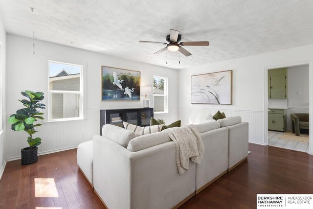120 E Hudspith Street, Valley, NE 68064