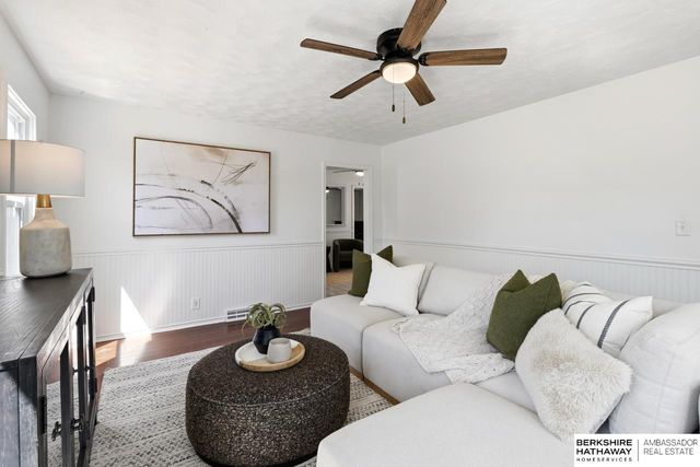 120 E Hudspith Street, Valley, NE 68064