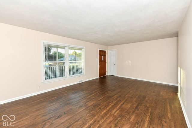 7229 Avalon Trail Court, Indianapolis, IN 46250