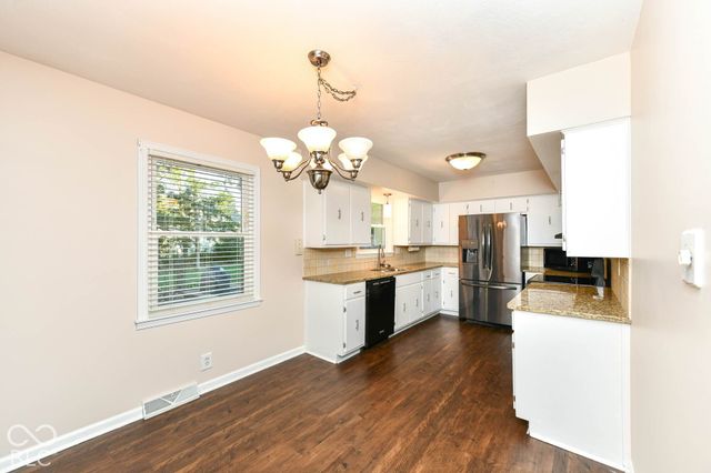7229 Avalon Trail Court, Indianapolis, IN 46250