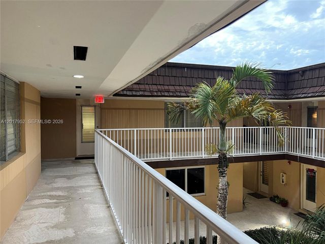 5501 SW 77th Ct 204C, Miami, FL 33155