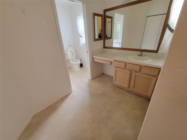 7233 SE 171ST POND LANE, The Villages, FL 32162