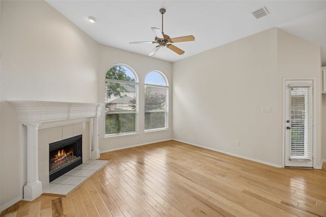 2037 Saint Ives Drive, Allen, TX 75013