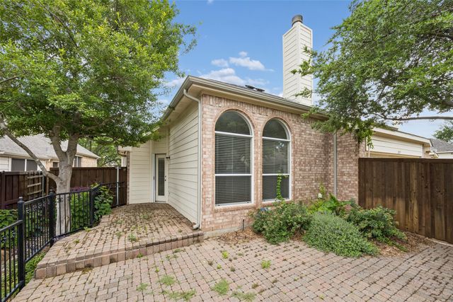 2037 Saint Ives Drive, Allen, TX 75013