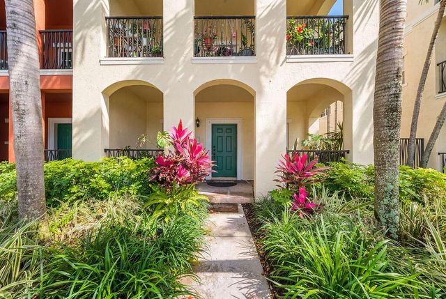 261 SW 6TH Place, Pompano Beach, FL 33060