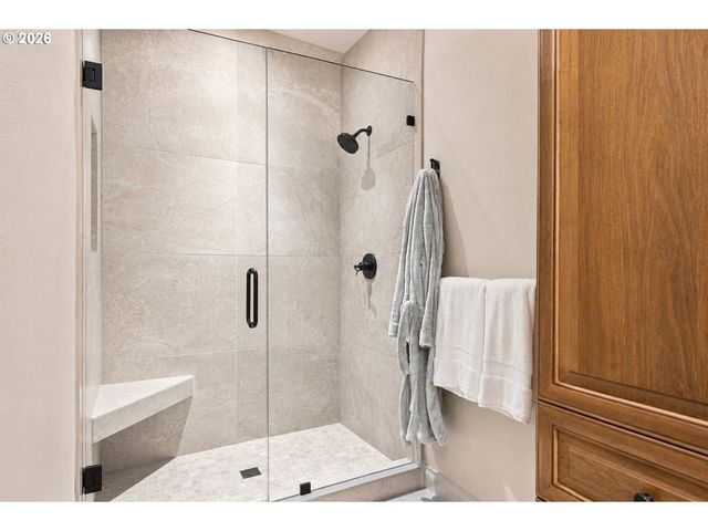 1929 N 10TH St, Washougal, WA 98671