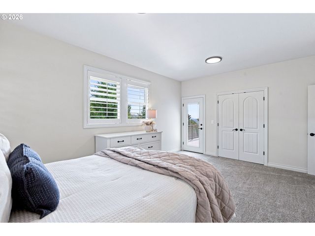 1929 N 10TH St, Washougal, WA 98671