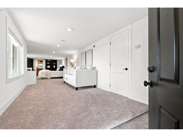 1929 N 10TH St, Washougal, WA 98671