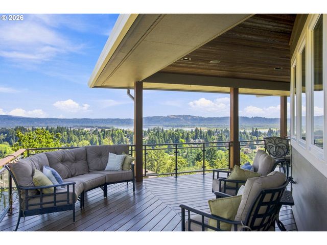 1929 N 10TH St, Washougal, WA 98671