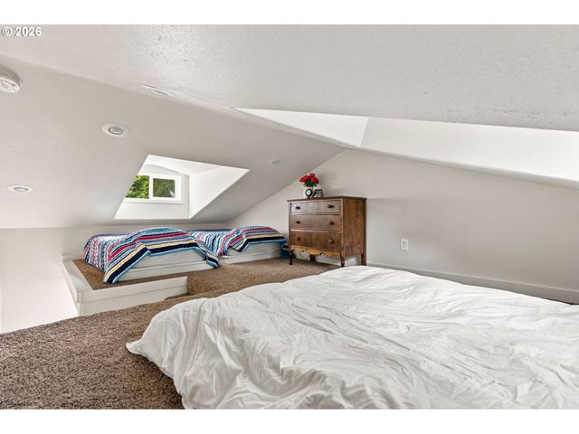 1929 N 10TH St, Washougal, WA 98671