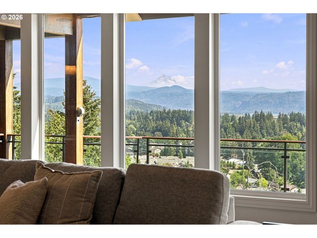 1929 N 10TH St, Washougal, WA 98671