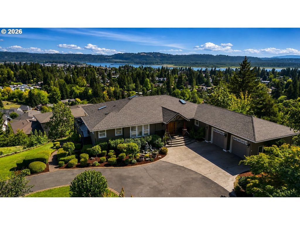 1929 N 10TH St, Washougal, WA 98671
