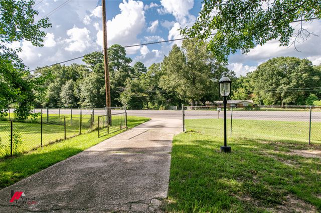 6001 N Market Street, Shreveport, LA 71107