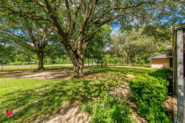 6001 N Market Street, Shreveport, LA 71107