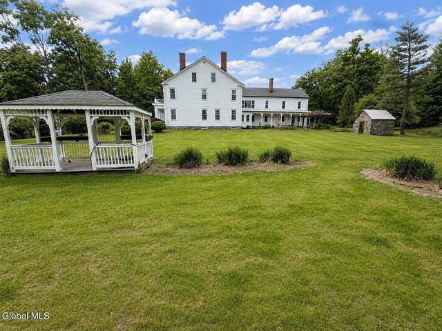 42 Schumann Road, Sand Lake, NY 12018