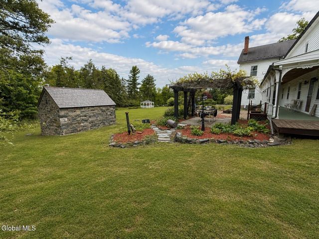 42 Schumann Road, Sand Lake, NY 12018